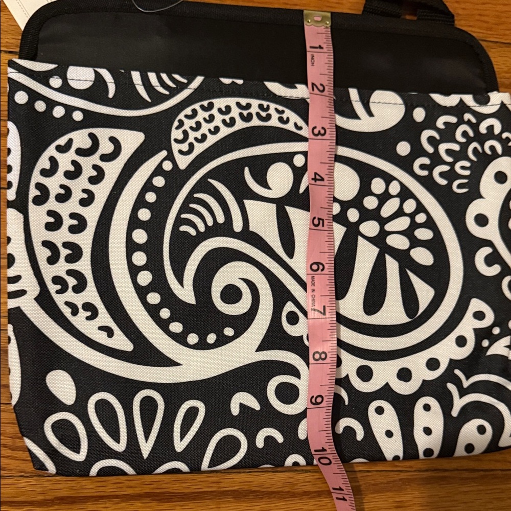 Thirty-One Black and White Paisley Oh Snap Pocket Organizer for Car - Picture 7 of 8